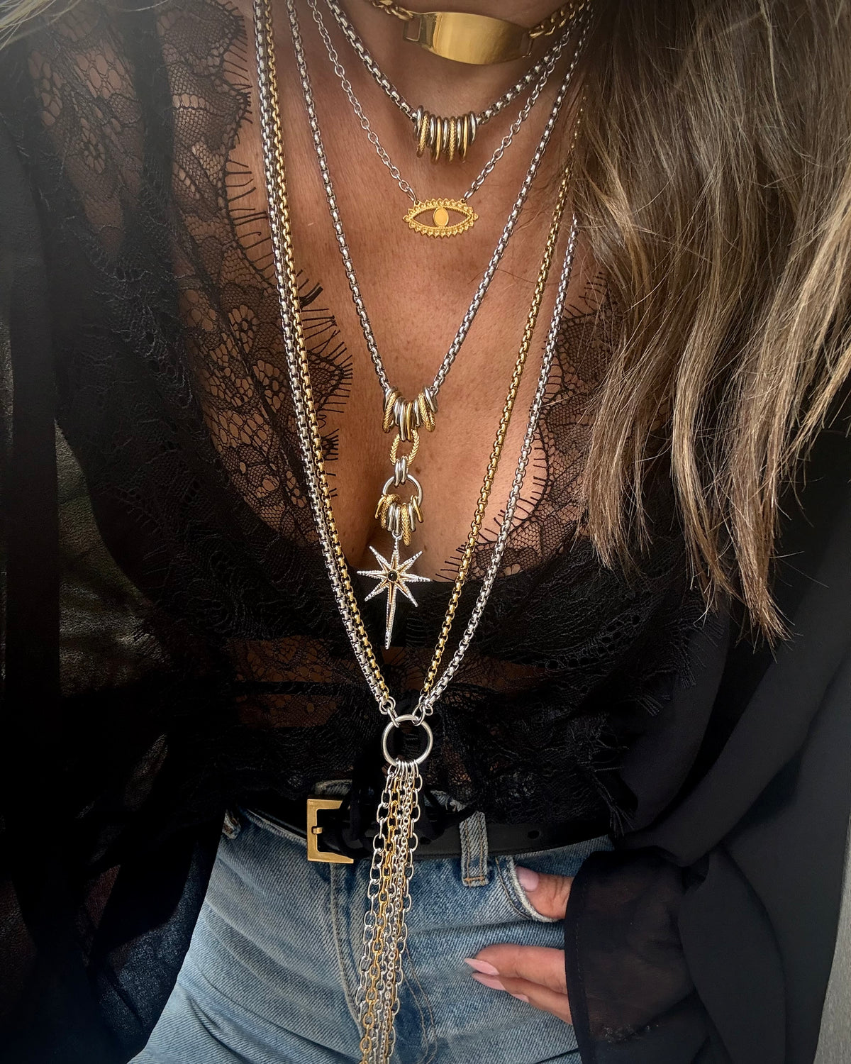 GOLDEN EYE NECKLACE