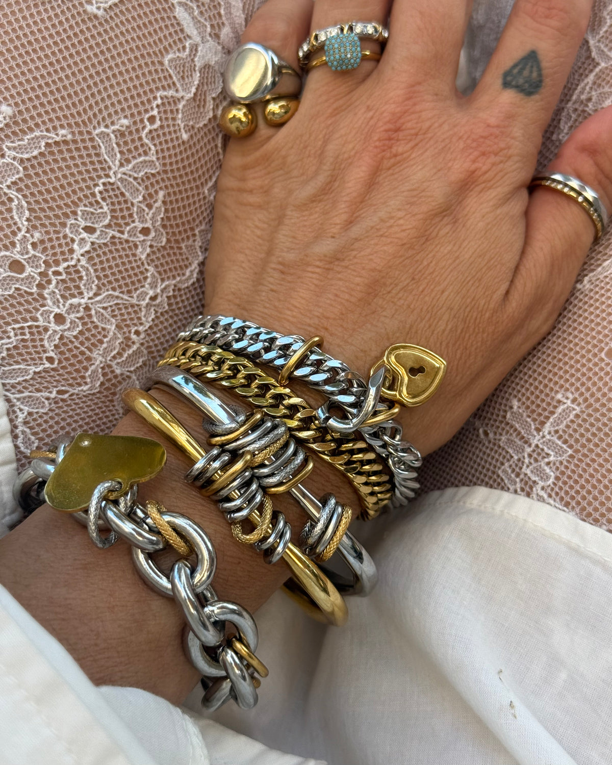 SQUARE STACK GOLD BANGLE