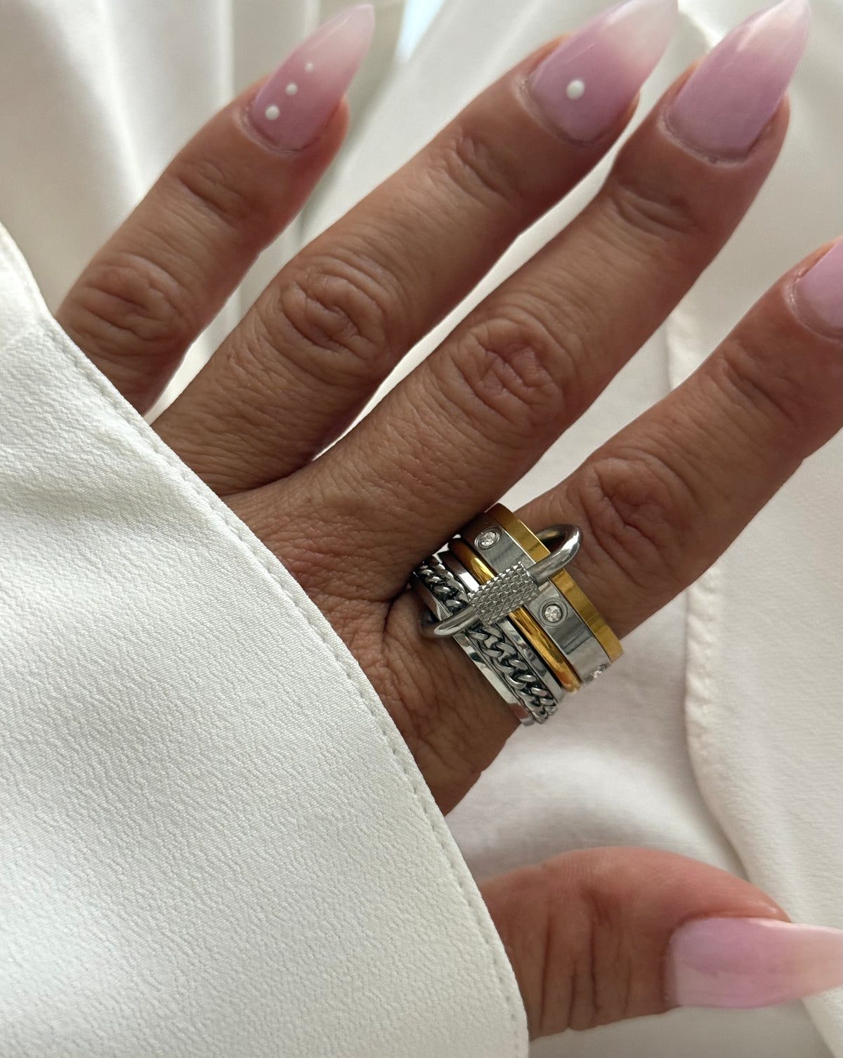SILVER CHAIN STACK RING (SIZE 8)