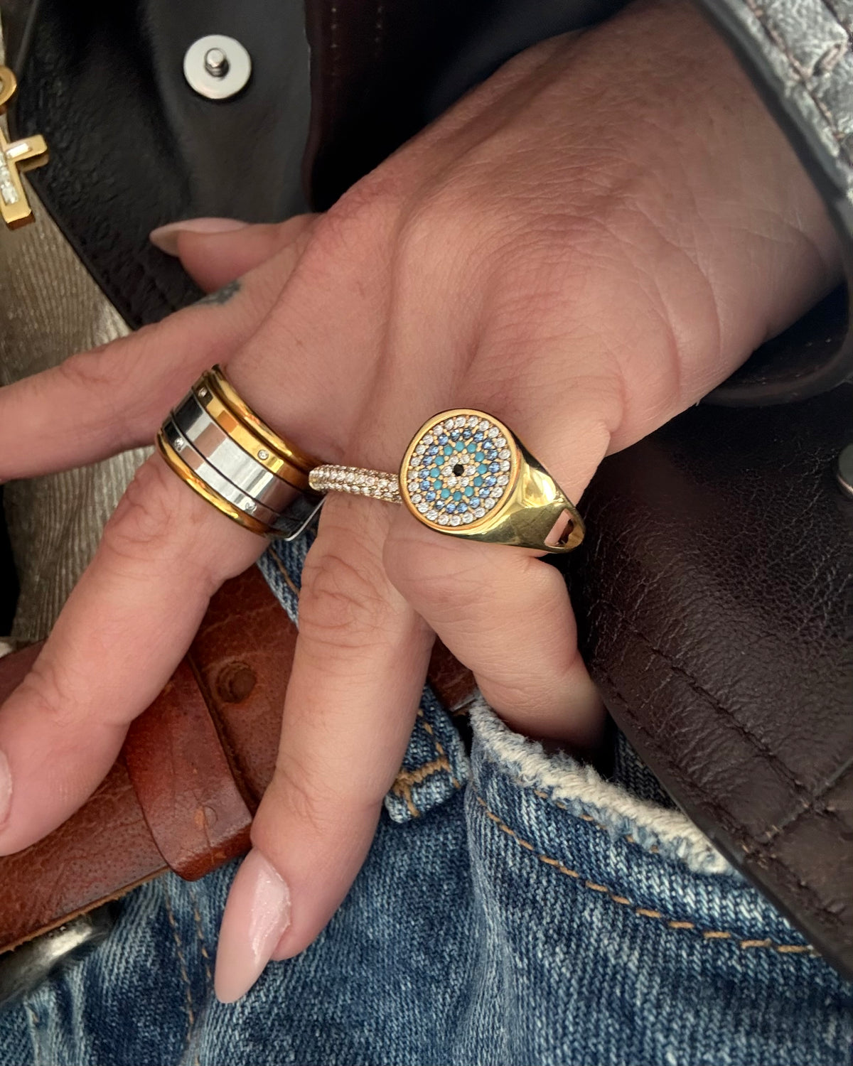 CHEVALIER EVIL EYE GLOW RING