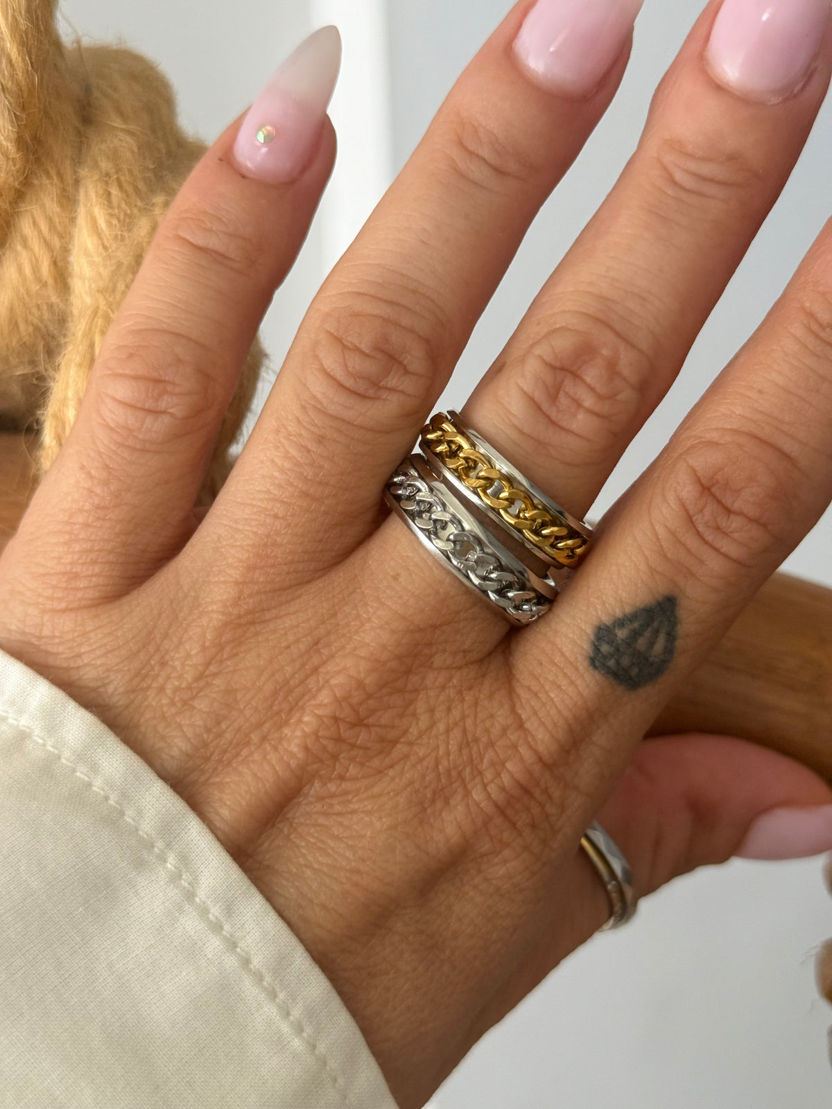 GOLD CHAIN RING