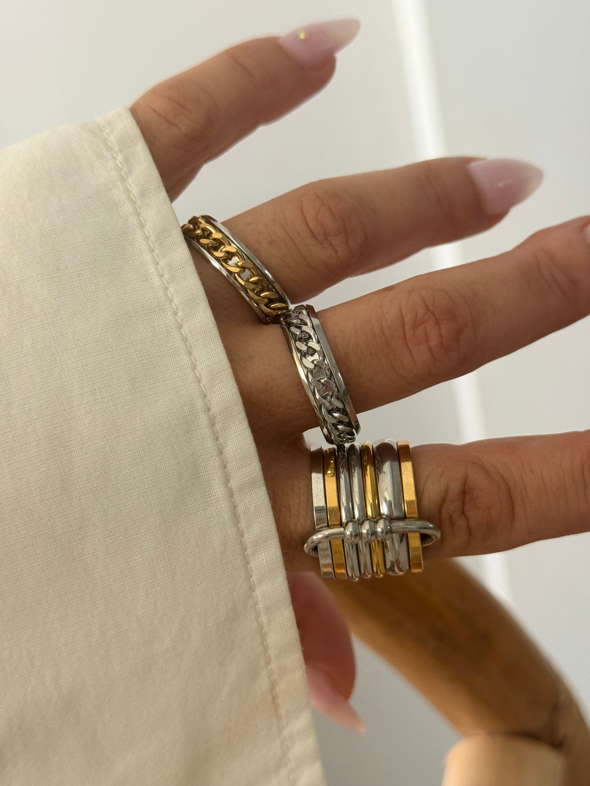 GOLD CHAIN RING