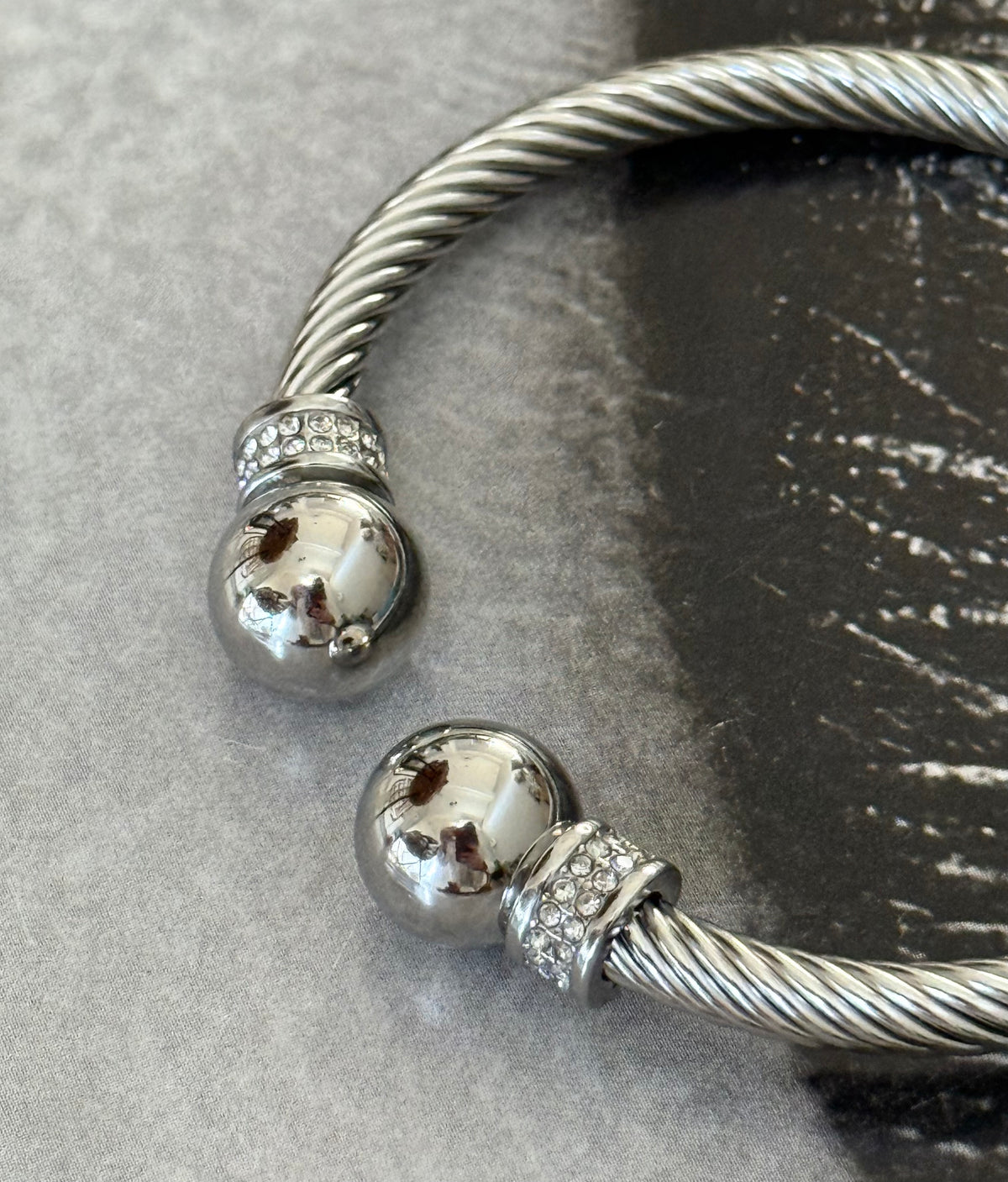 TWISTED SILVER CUFF