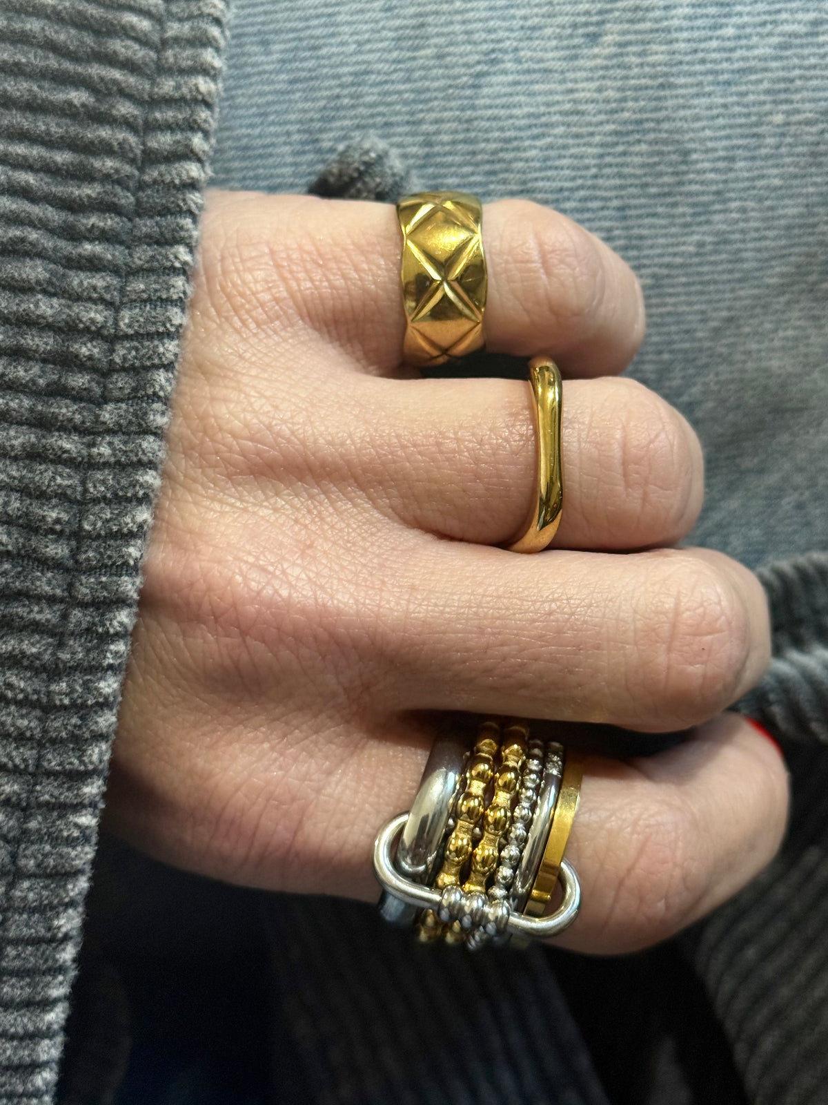 SQUARE GOLD MINIMAL RING