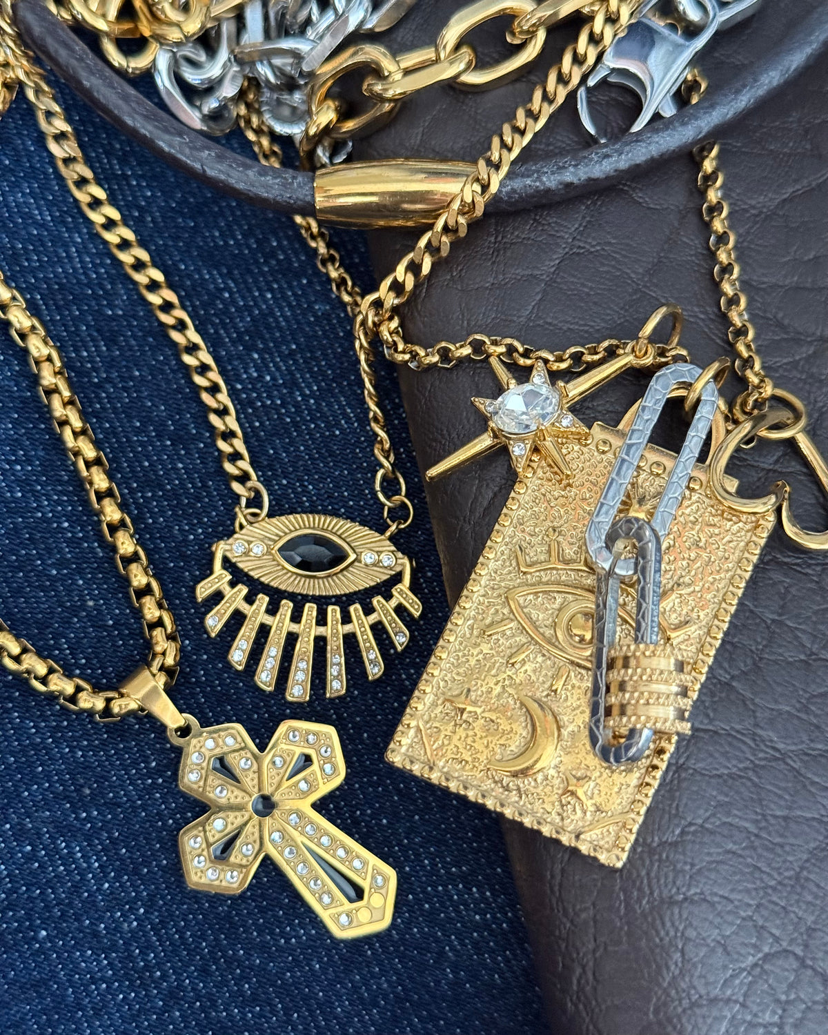 RADIANT CROSS NECKLACE