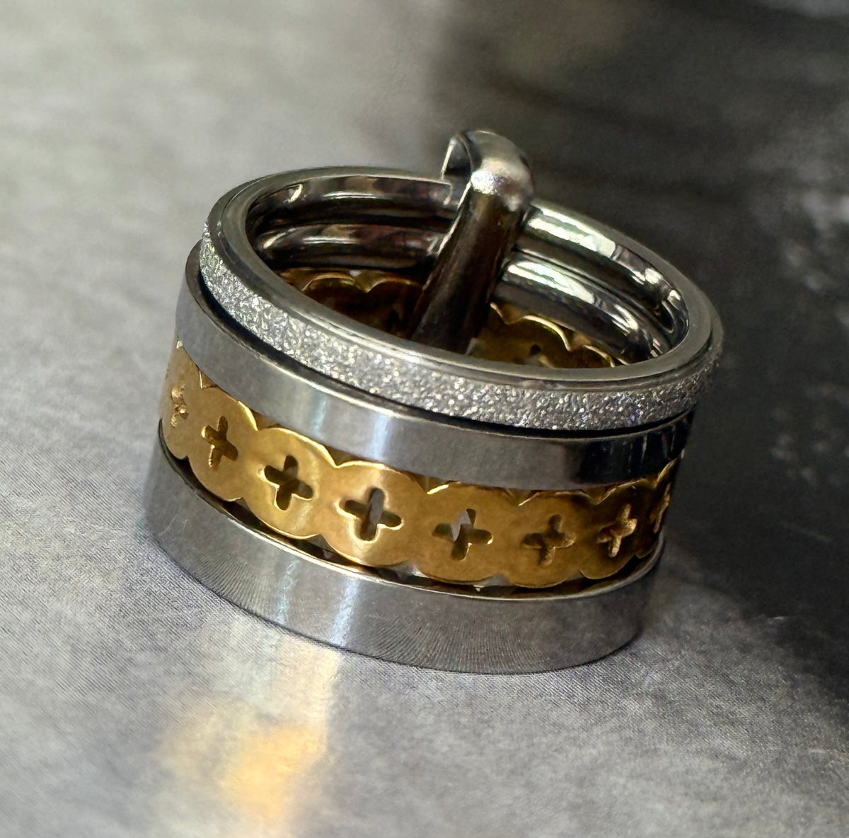 CHEVALIER SILVER QUARTER RING (Size 5)