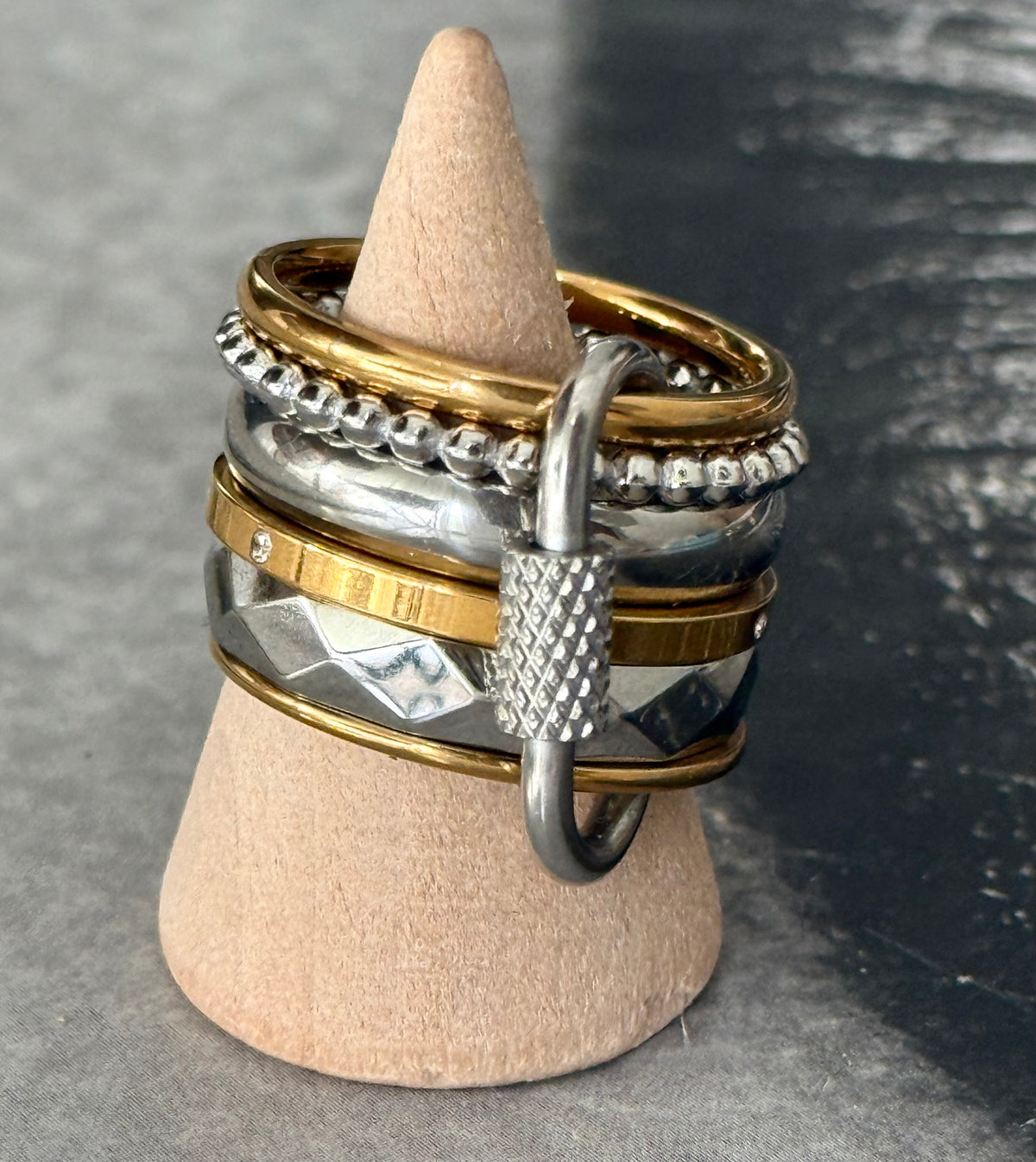 CONNECTED 6 RING (SIZE 8)