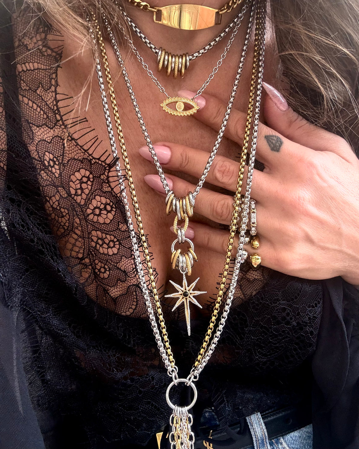 GOLDEN EYE NECKLACE