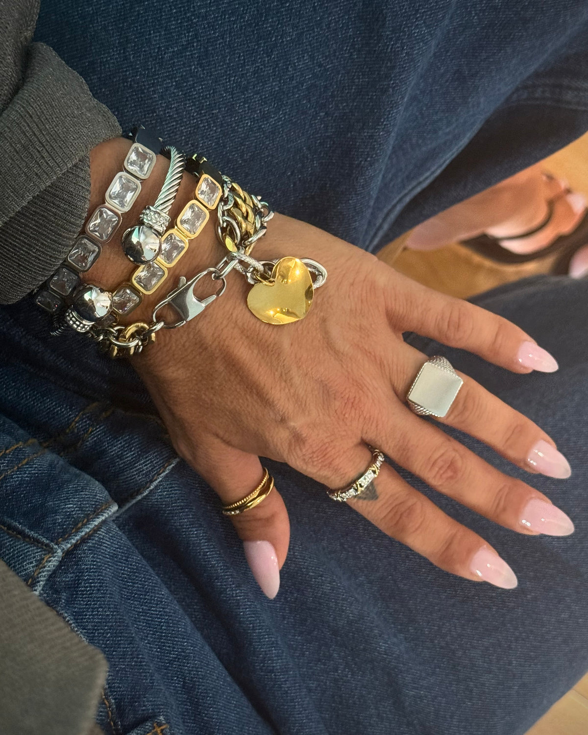 BOLD FRAME RING