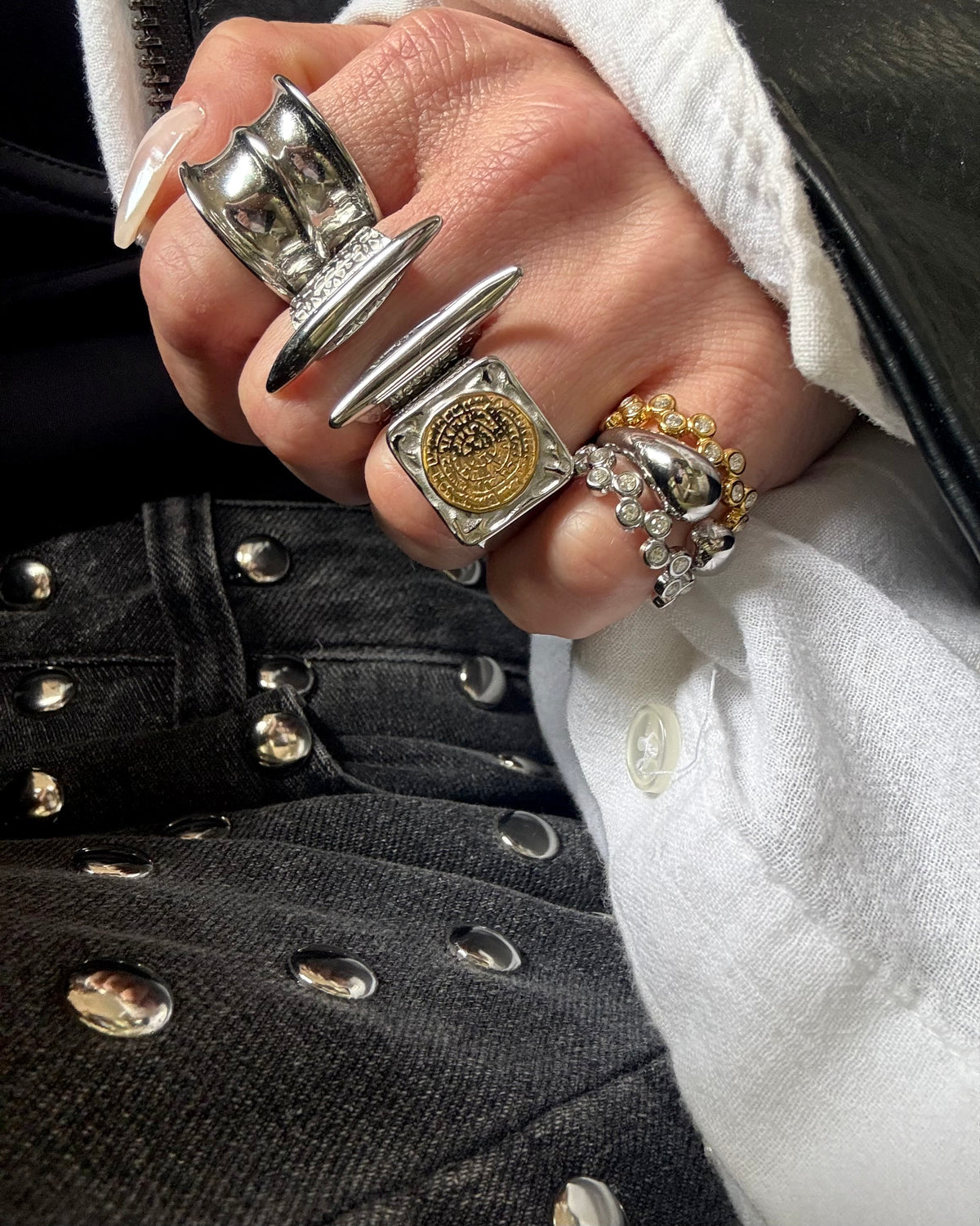 BEZEL RING