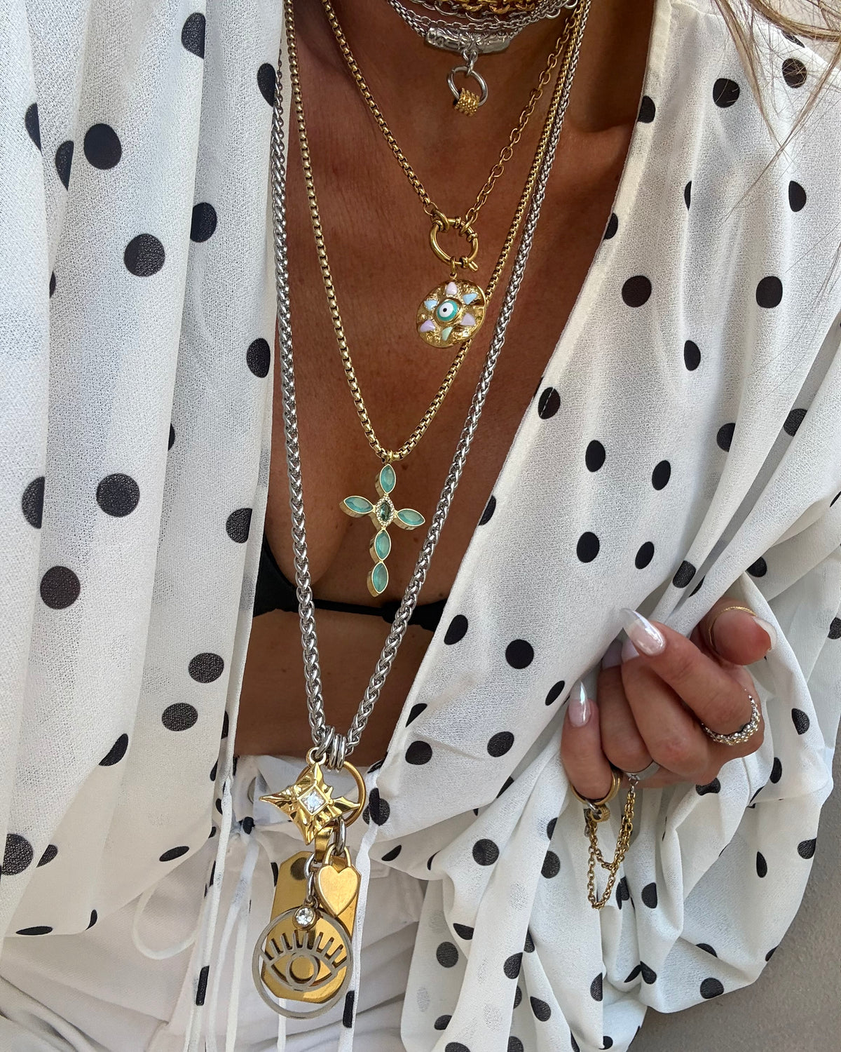 TURQUOISE GLOW CROSS NECKLACE