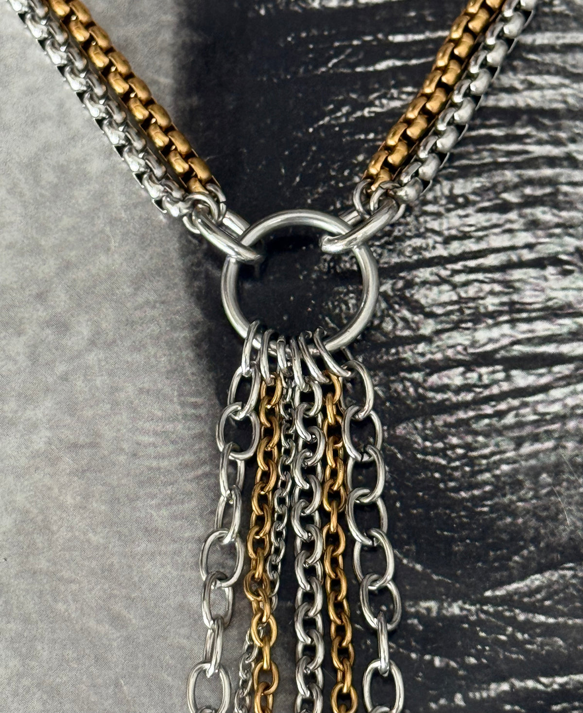 DUAL FLOW TIE NECKLACE