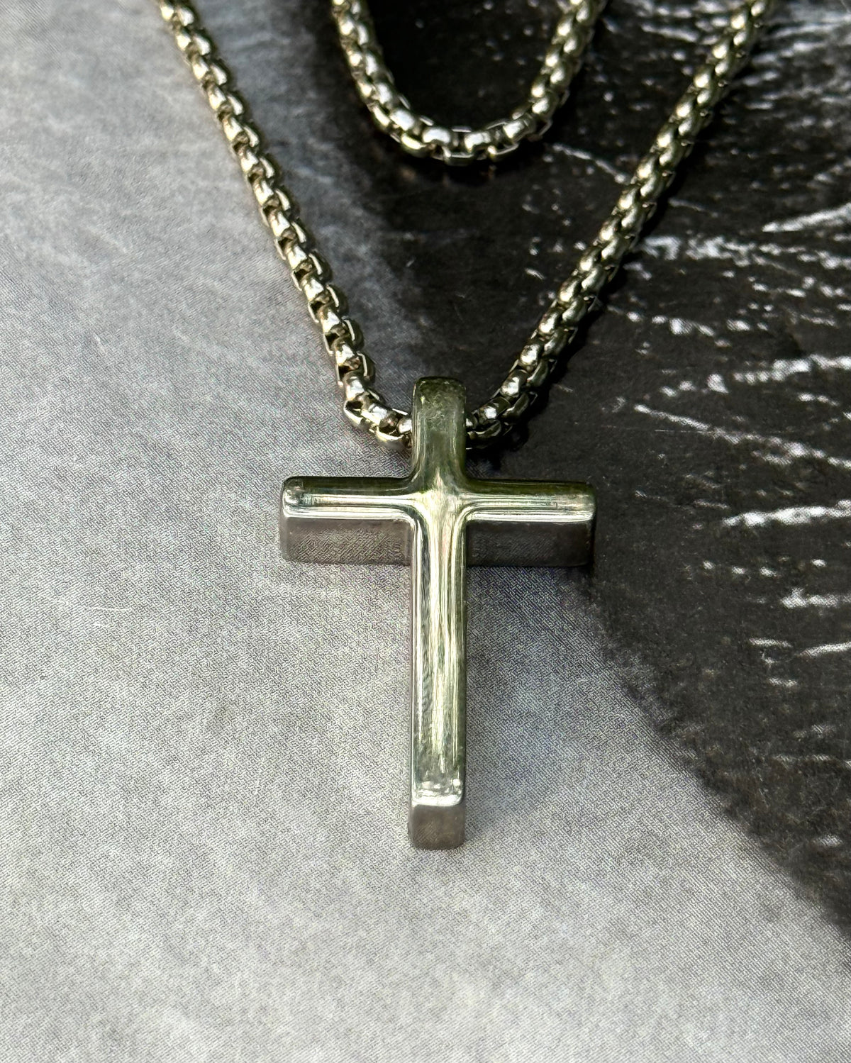 PURE CROSS SILVER NECKLACE
