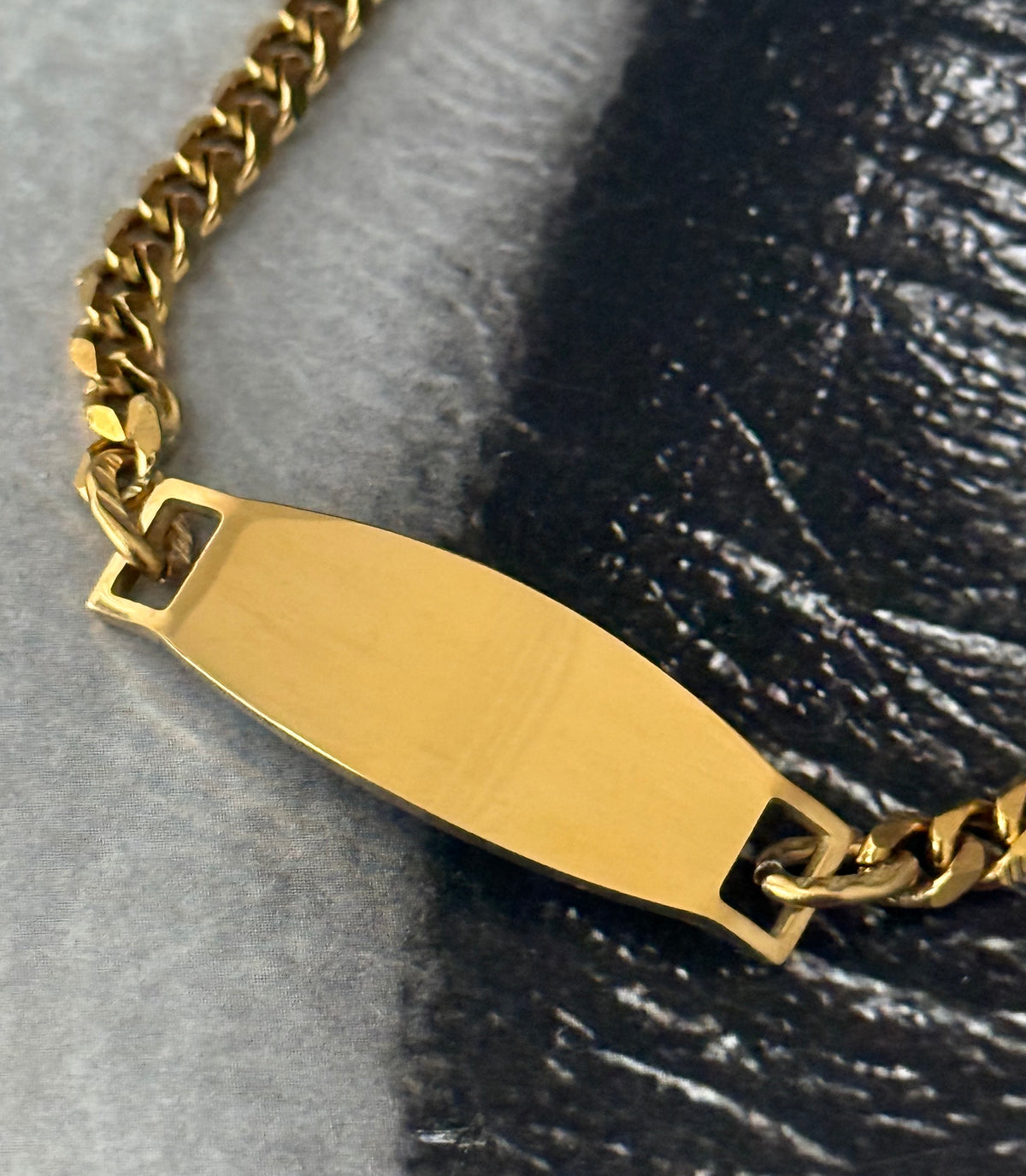 GOLD ID CHOKER