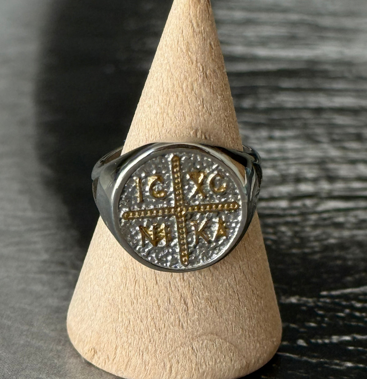 CHEVALIER CROSSOVER RING