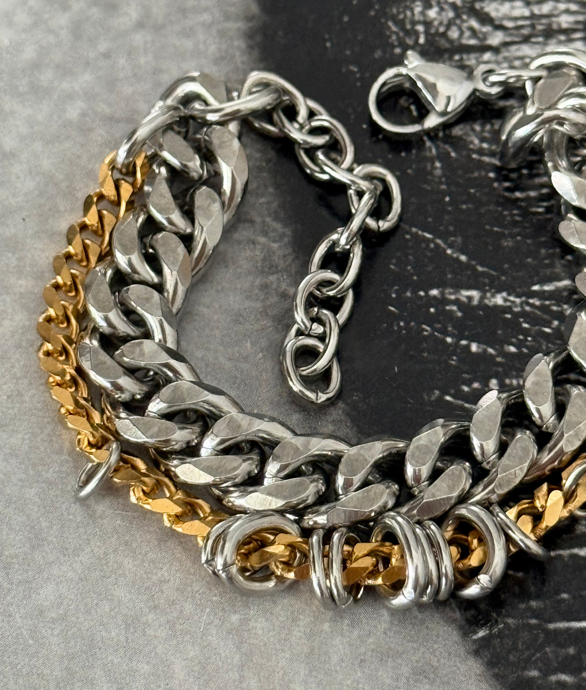 DOUBLE CHAIN MIX BRACELET