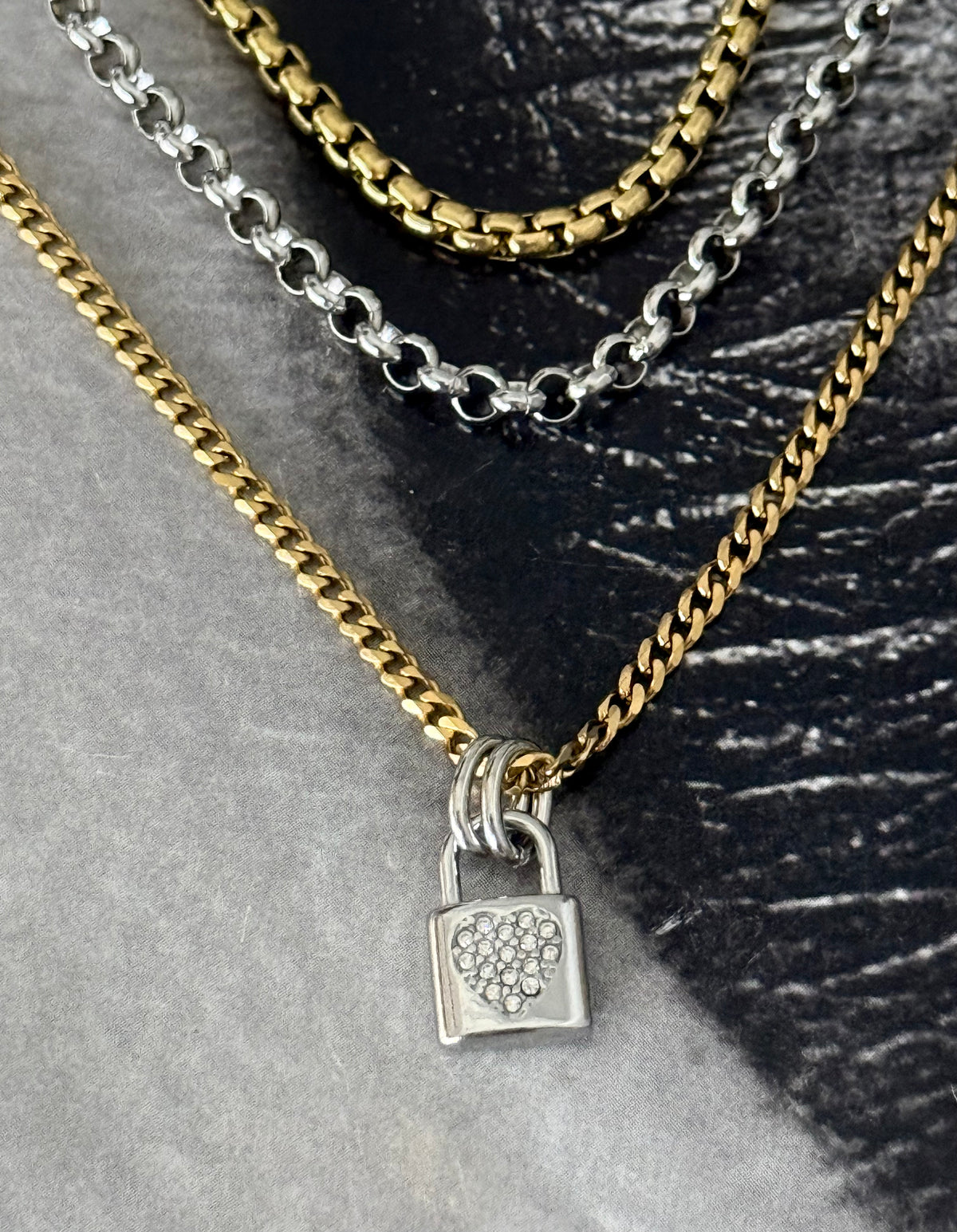TRIPLE LOCK NECKLACE