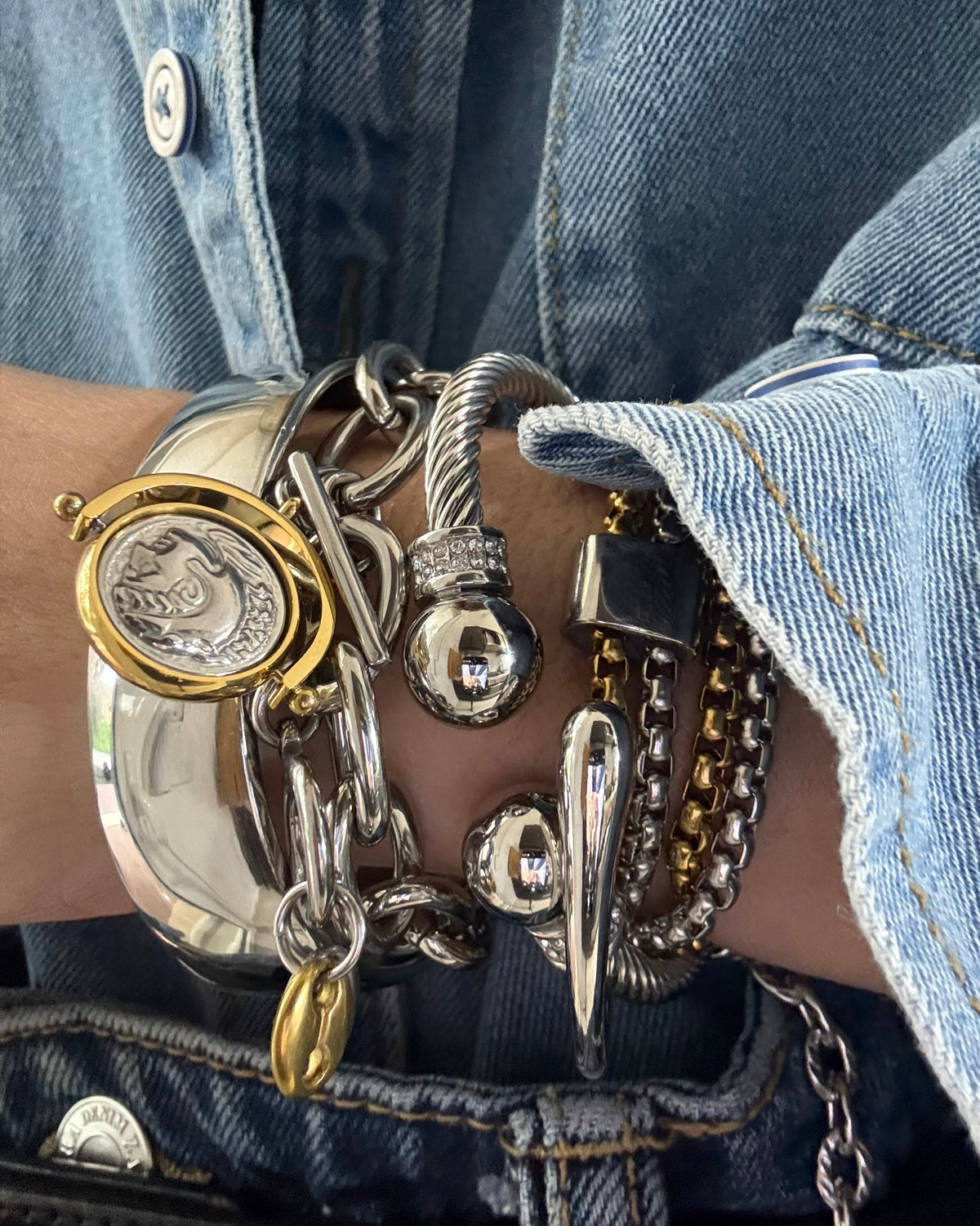 TWISTED SILVER CUFF