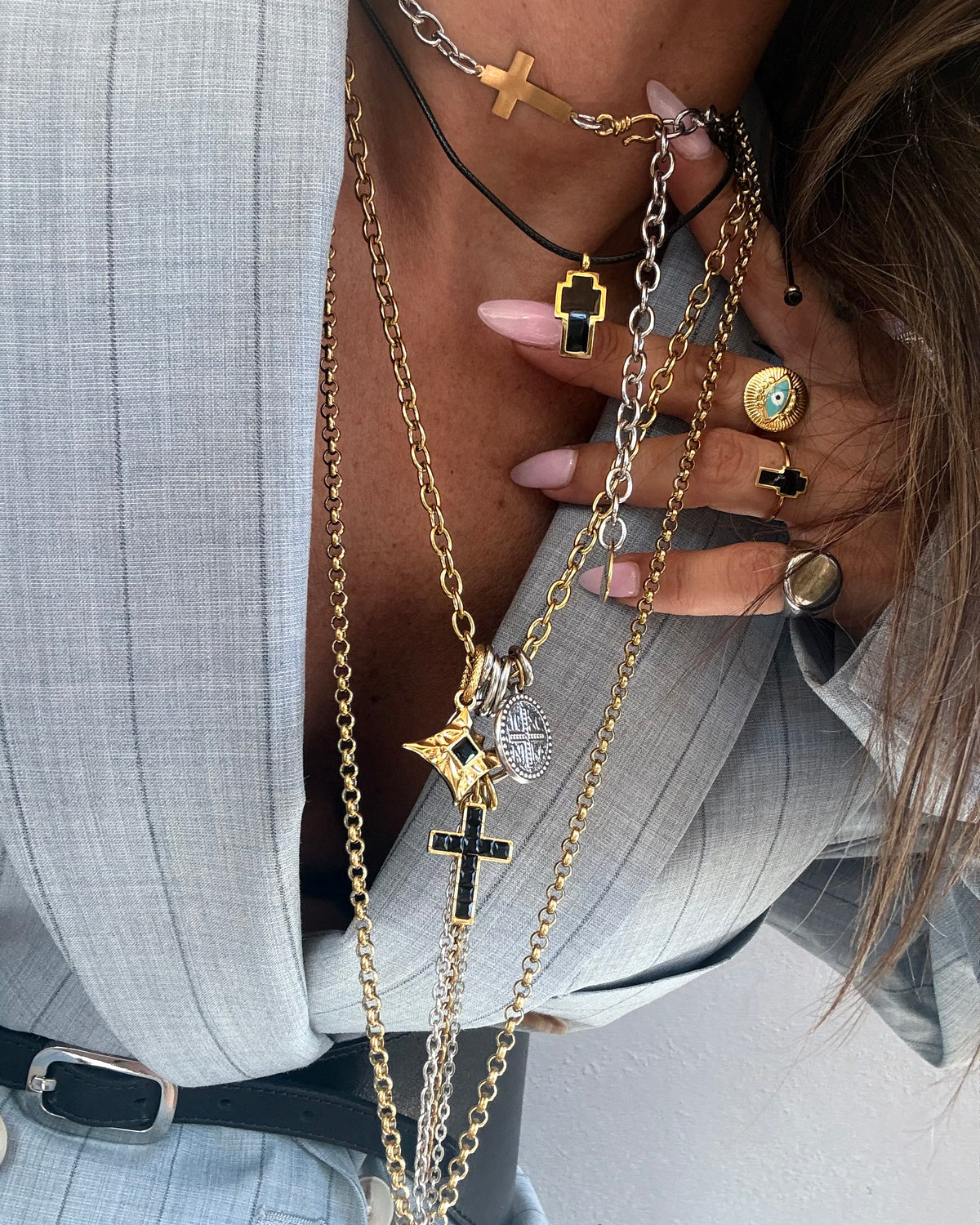 BLACK CROSS ADJUSTABLE RING