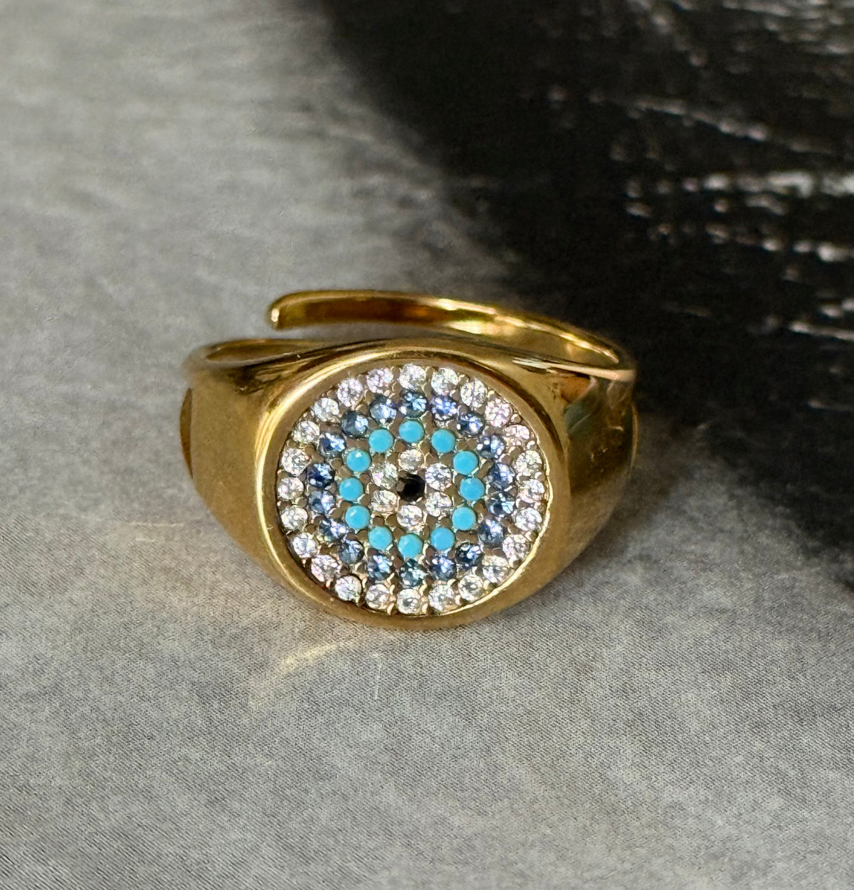 CHEVALIER EVIL EYE GLOW RING