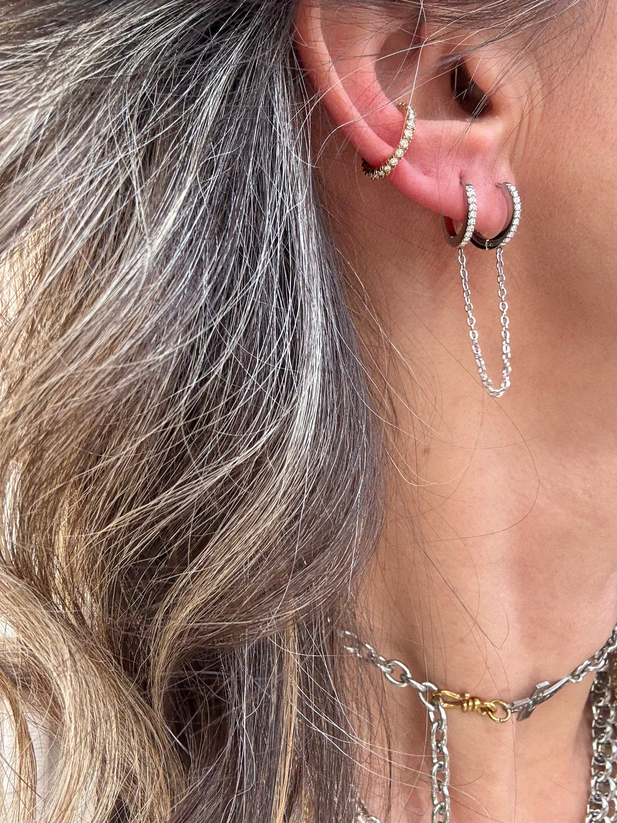 CRYSTAL LINK - ONE PIECE EARRING