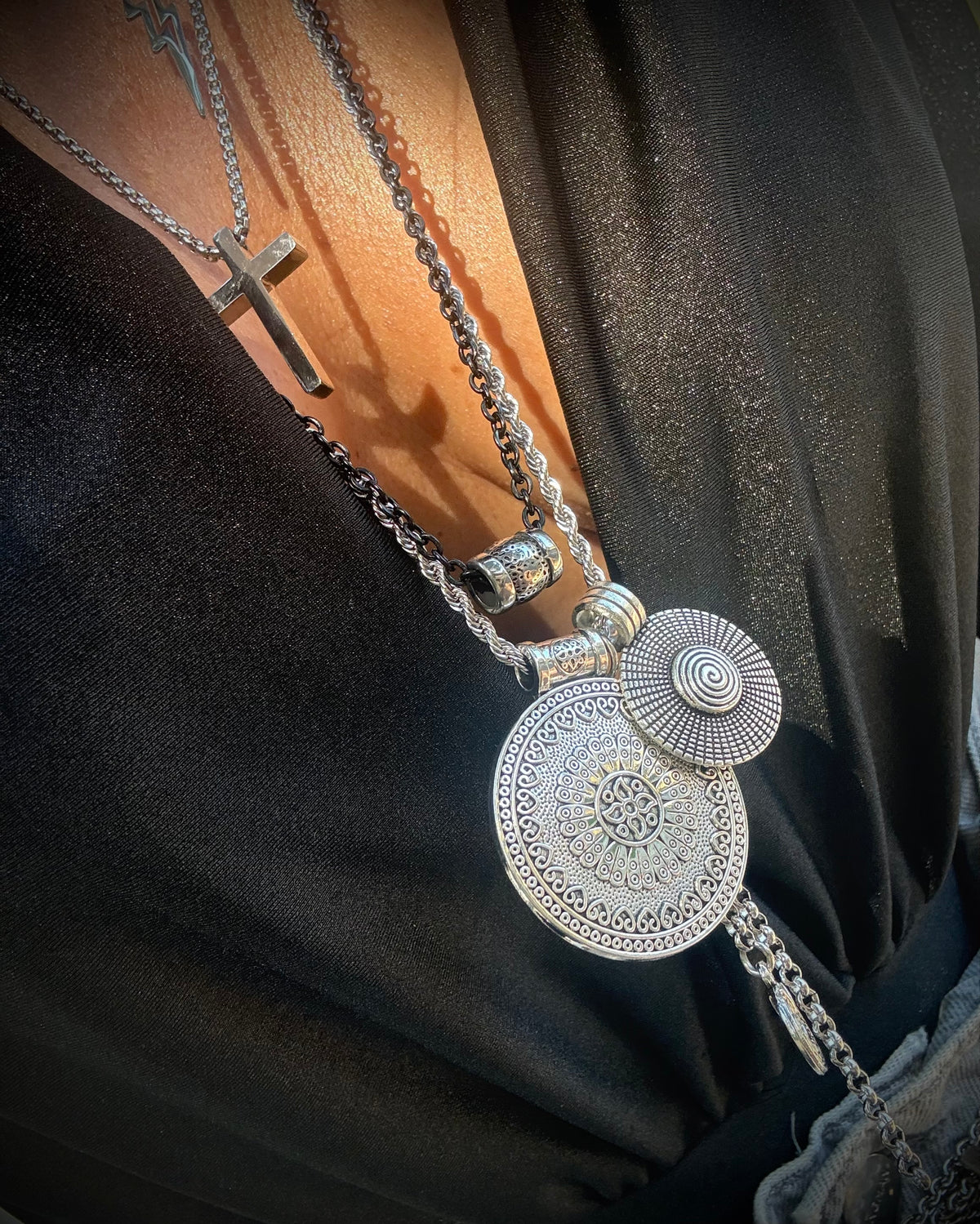 PURE CROSS SILVER NECKLACE