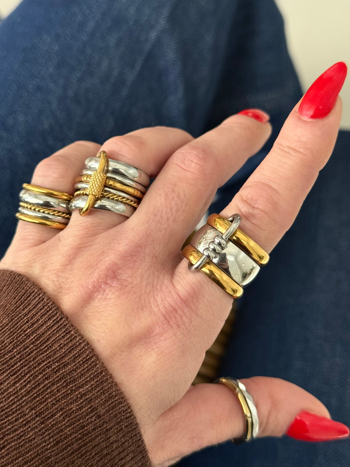 TRILINK RING (SIZE 7 & 8)