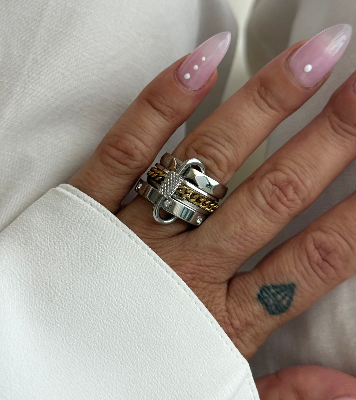 GOLD CHAIN STACK RING (SIZE 8)