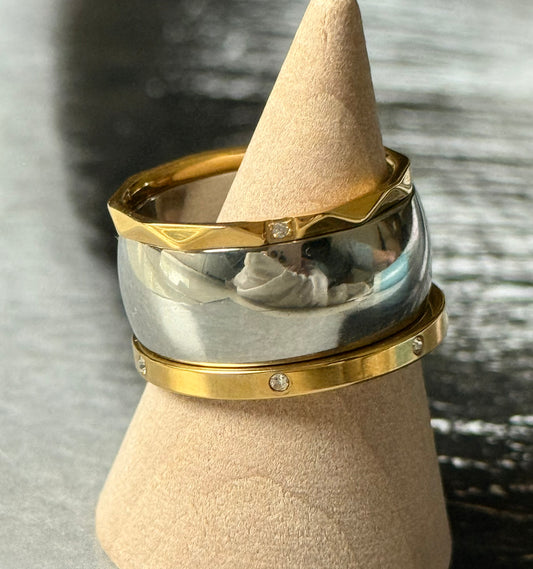 MINIMAL SHIMMER RING (SIZE 7)