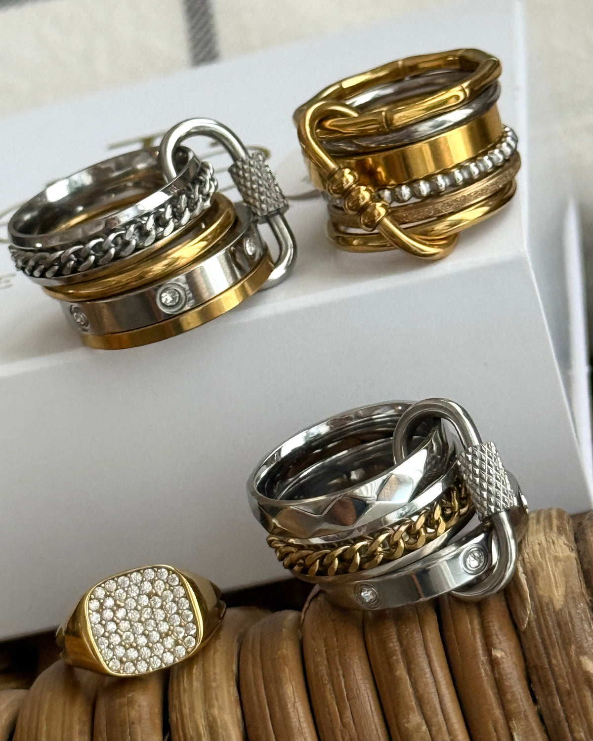 SILVER CHAIN STACK RING (SIZE 8)